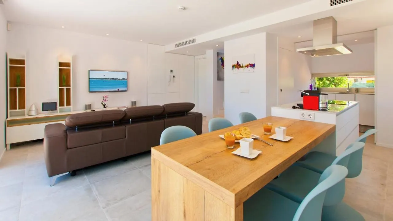 Chalet Pam - 1 Line S'Albufera Lake - Near By Beach Alcudia  Villa